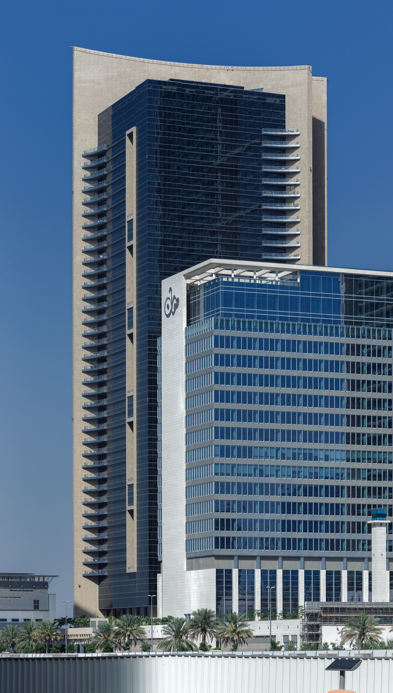 Sky Gardens, Dubai - View from the southwest. © Mathias Beinling